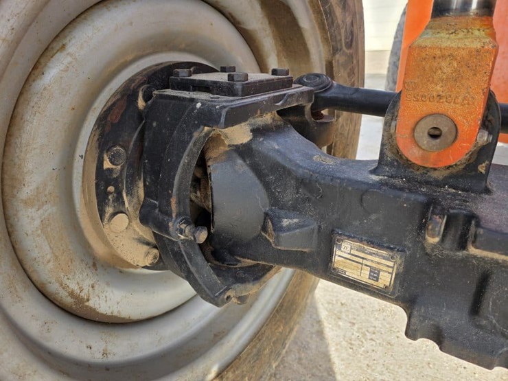 2004-sky-trak-8042-image-16