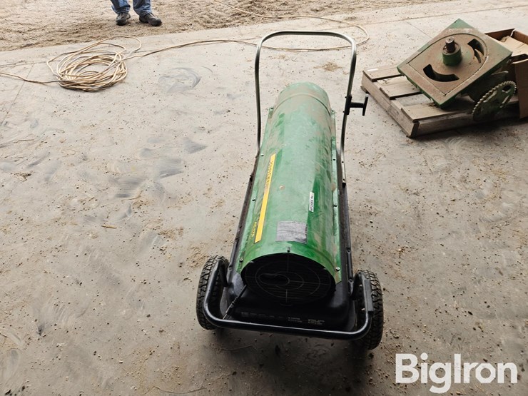 john-deere-175-image-6