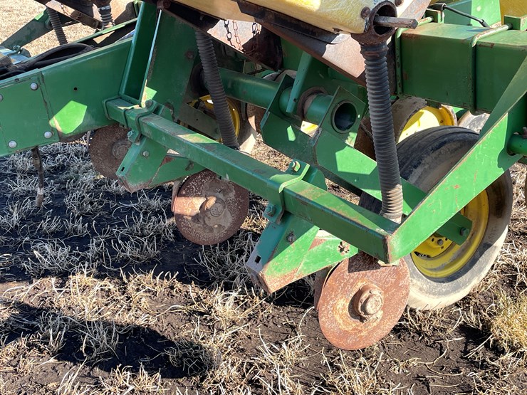 john-deere-7000-image-14