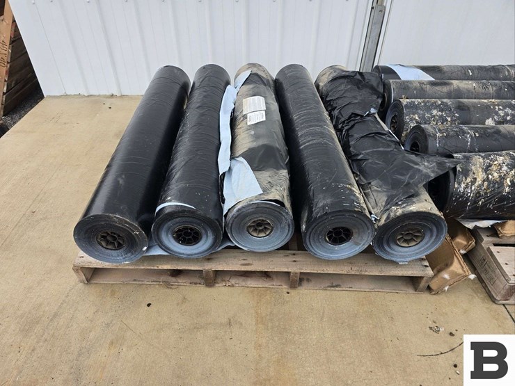 ecopoly-48"x4000;x1.0-mil-black/white-embossed-mulch---odesssa,-wa-image-1