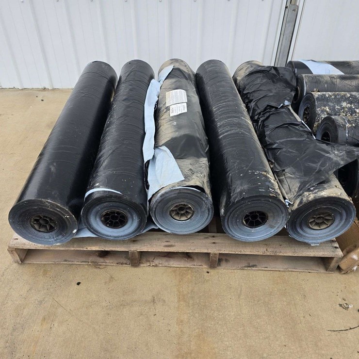 EcoPoly 48"x4000;x1.0 mil Black/White Embossed Mulch - Odesssa, WA