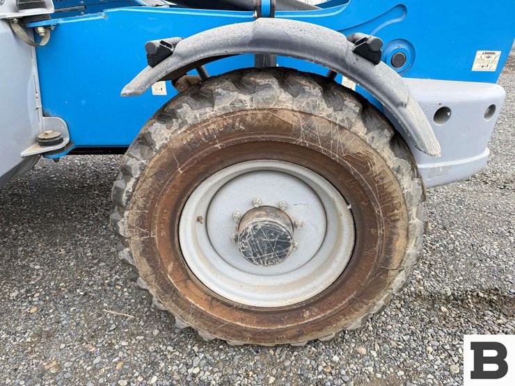 2013-genie-gth844-image-28