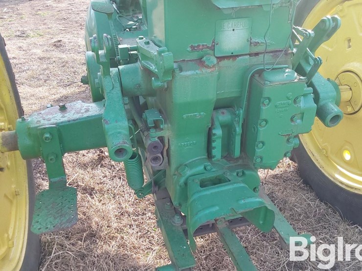 1959-john-deere-630-image-14