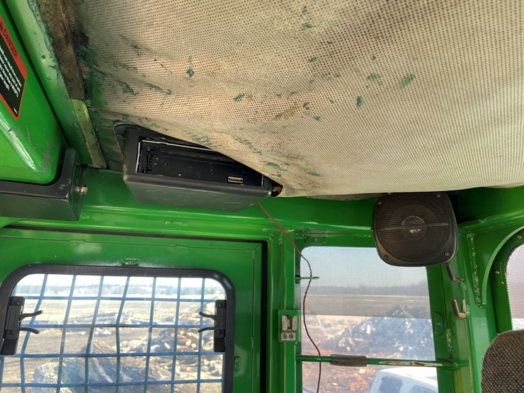 2005-deere-643j-image-39