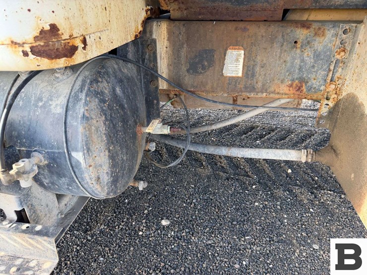 1998-international-4900-image-14