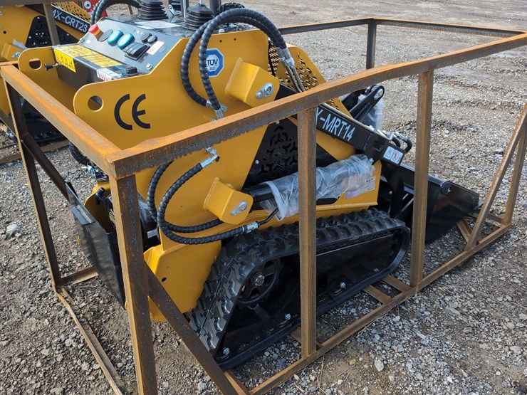 agt-mini-crawler-skid-steer-mx-mrt14-*-engine-hood-damaged-review-photos-image-9