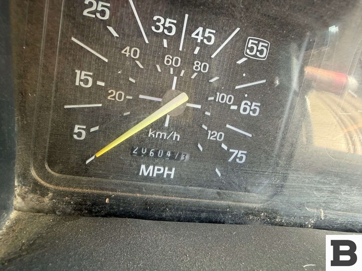 1993-ford-f700-image-36