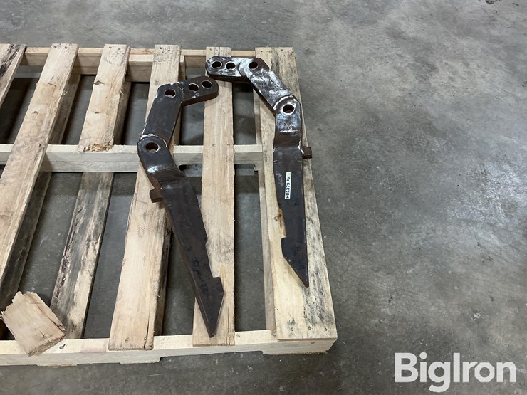 international-706-image-2