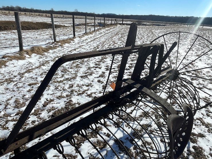 #3251-•-vintage-hay-rake-image-10