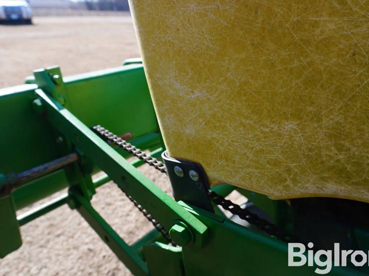 john-deere-7000-image-12