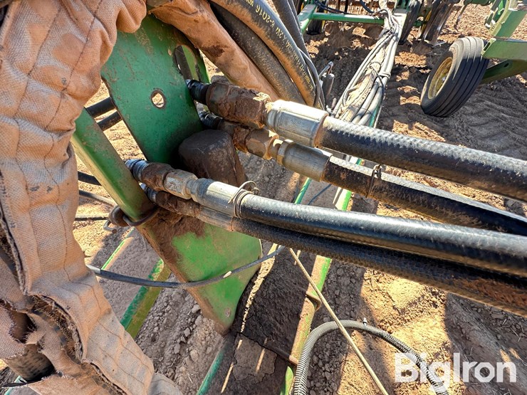 2004-john-deere-2410-image-12