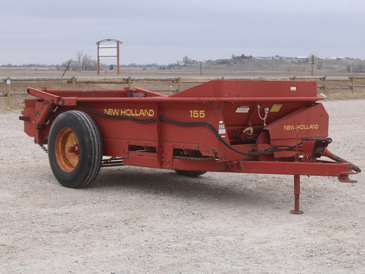 new-holland-155-image-3