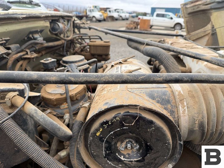 1992-ford-f700-image-41