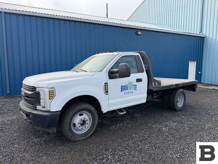 2019-ford-f350-image-3