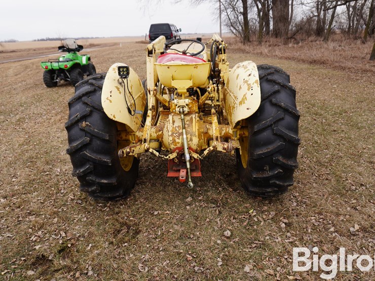massey-ferguson-32-image-6