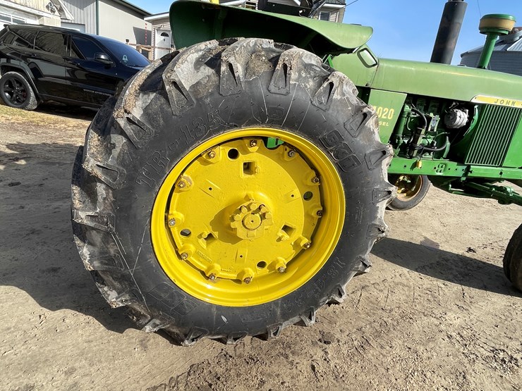 john-deere-4020-image-46