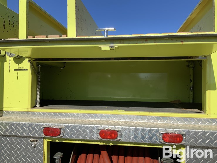 1979-ford-900-image-18