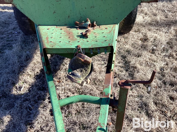 john-deere-68-image-10