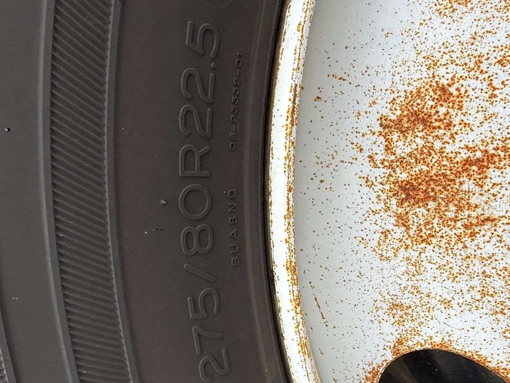 2001-volvo-vnl-tractor-truck---albany,-or-image-15