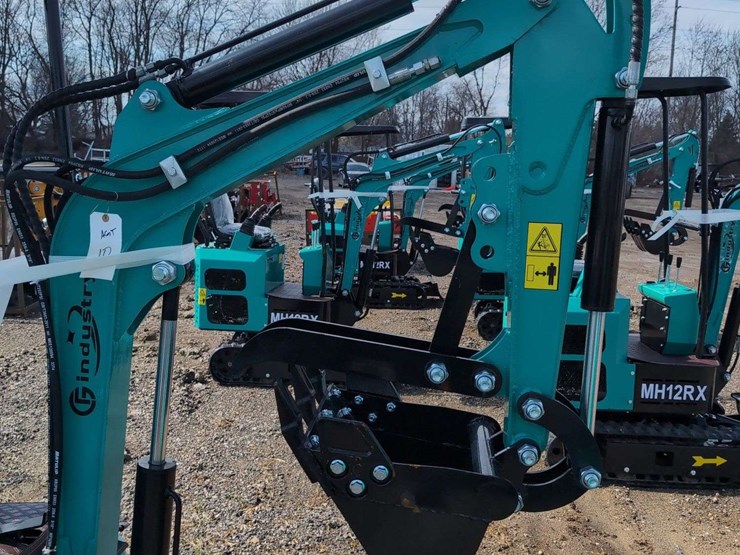 cfg-industrial-mini-excavator---h15r-image-5