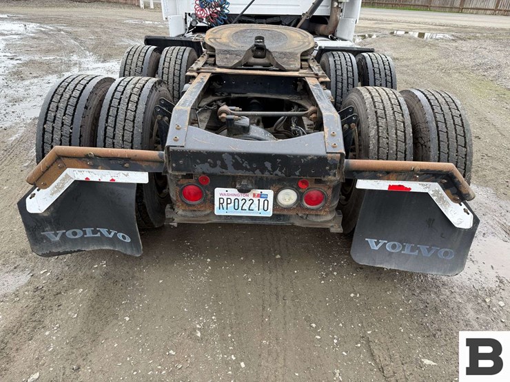 2001-volvo-vnl-tractor-truck---albany,-or-image-24