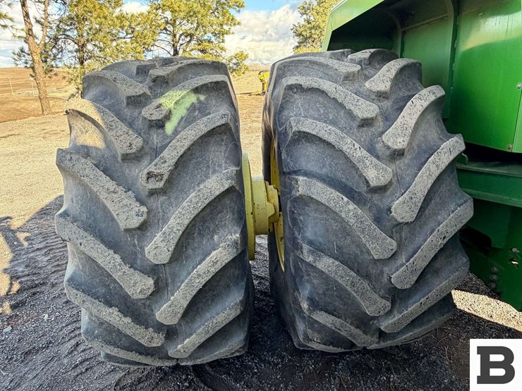 john-deere-8960-image-61