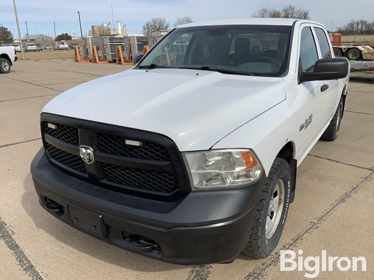 2015-dodge-1500-image-16