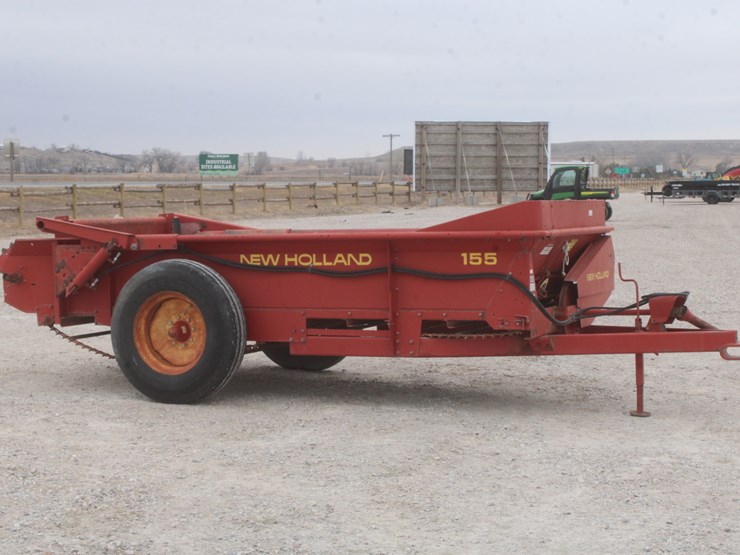 new-holland-155-image-4