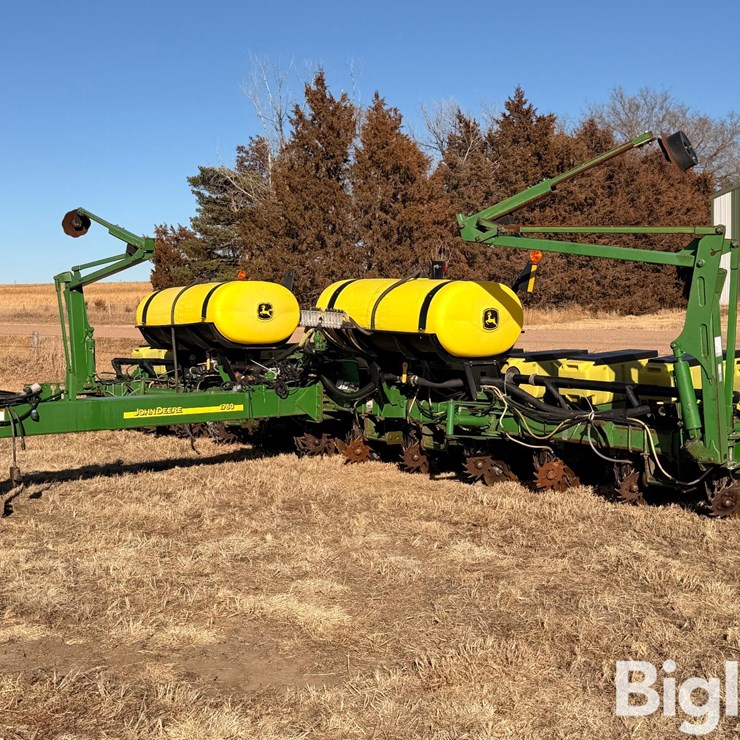 2008 JOHN DEERE 1760