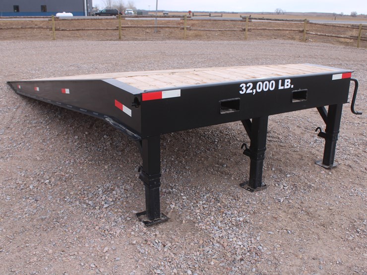 #2022-•-industrious-america-adjustable-load-ramp-32k-lb-capacity-image-4