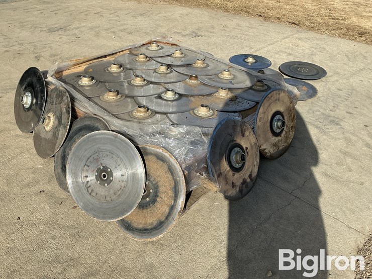 john-deere-1775-image-1