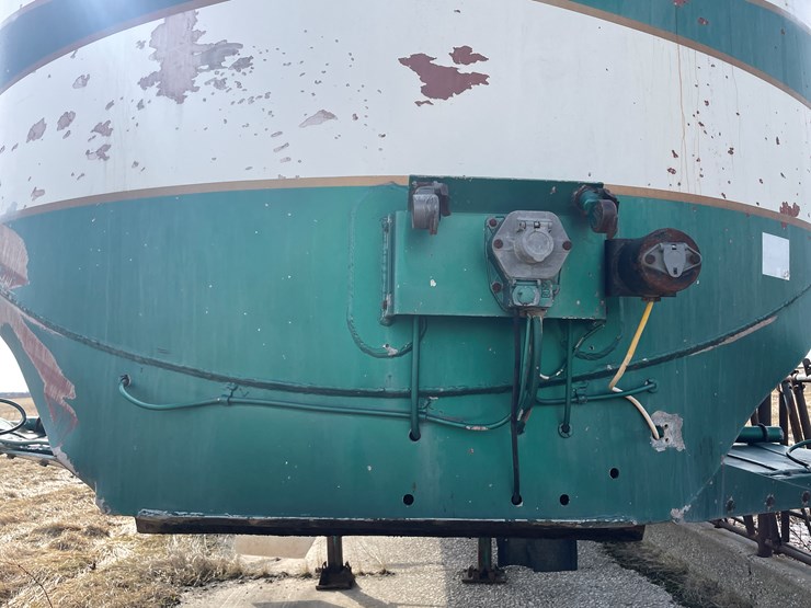 1978-fruehauf-tanker-image-9