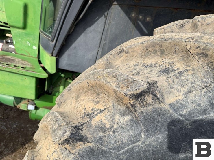 1988-john-deere-4850-image-28