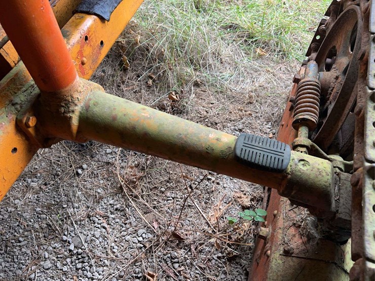 oliver/cletrac-crawler-image-23