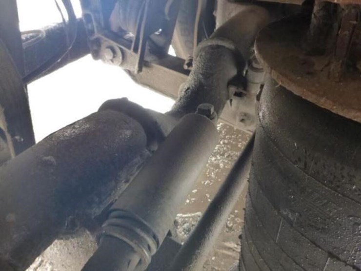 2015-peterbilt-367-image-30