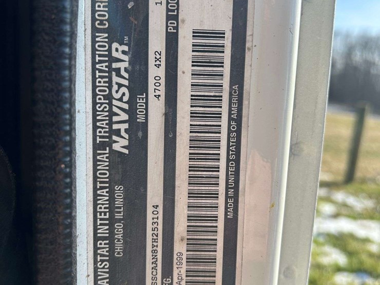 1999-international-4700-image-11