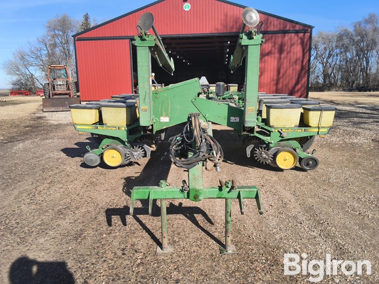 1991-john-deere-7200-image-2