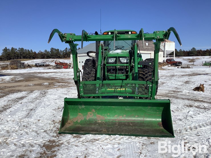2014-john-deere-6140m-image-2
