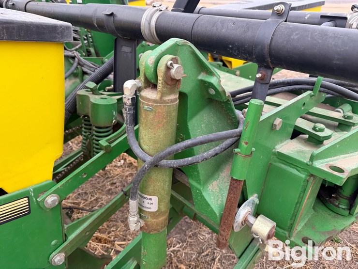 john-deere-1760-image-20