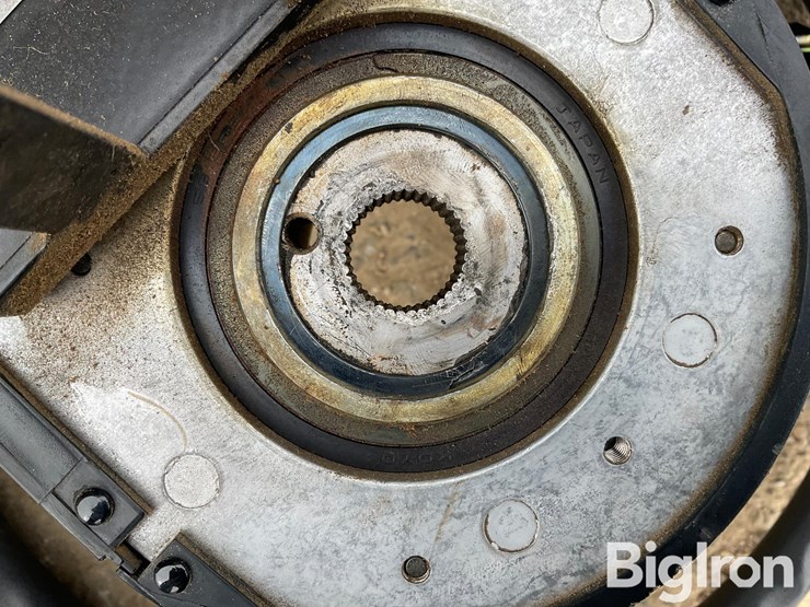 john-deere-200-image-11