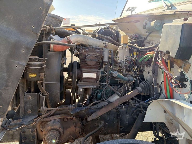 1993-international-4900-image-7