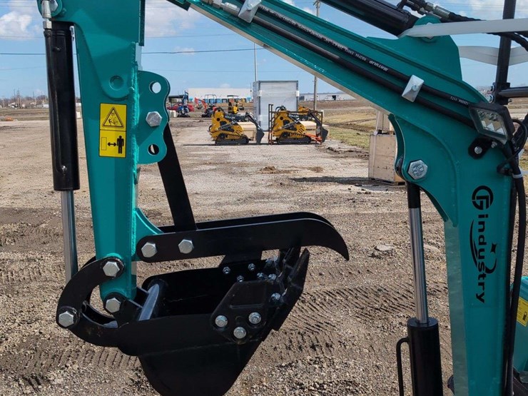 cfg-industrial-mini-excavator---h15r-image-2