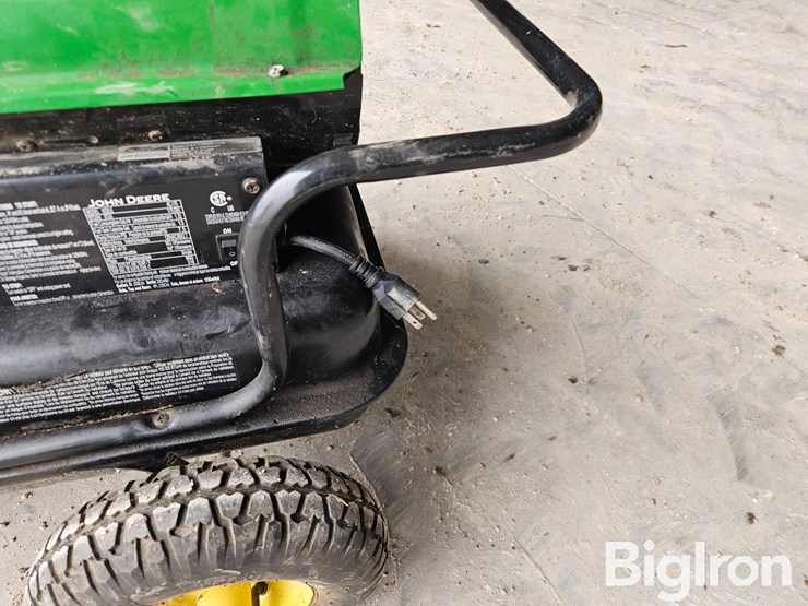 john-deere-175-image-10