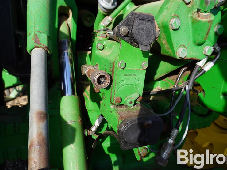 1992-john-deere-4760-image-17