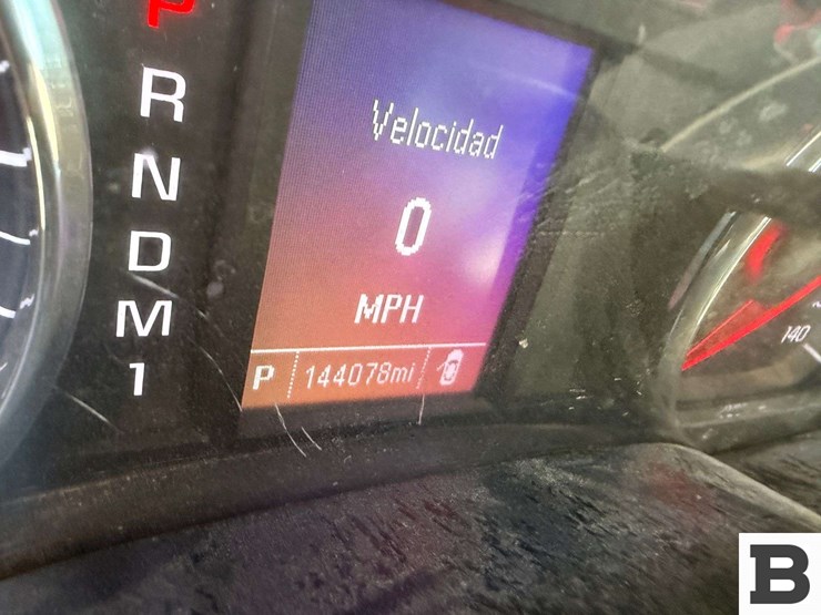 2015-chevrolet-silverado-3500-image-32