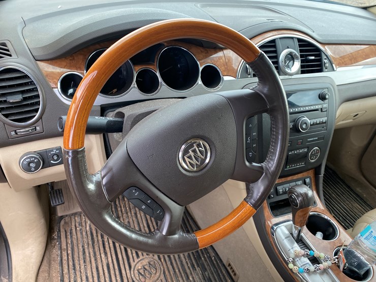 2012-buick-enclave-image-23