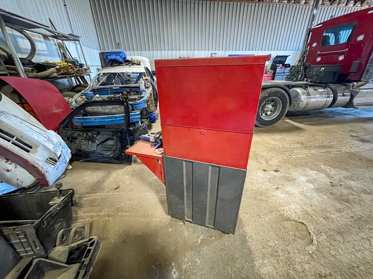 #12180-•-craftsman-tool-box-(denmark,-wi)-image-3