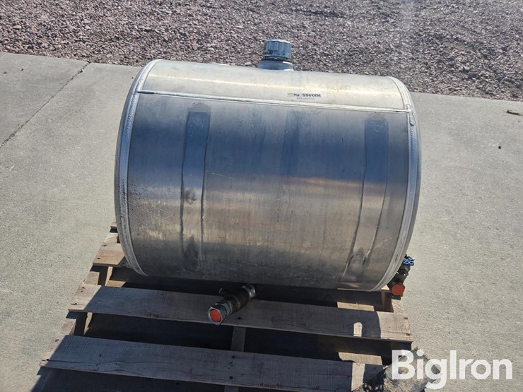 hydraulic-fluid-tank-image-6