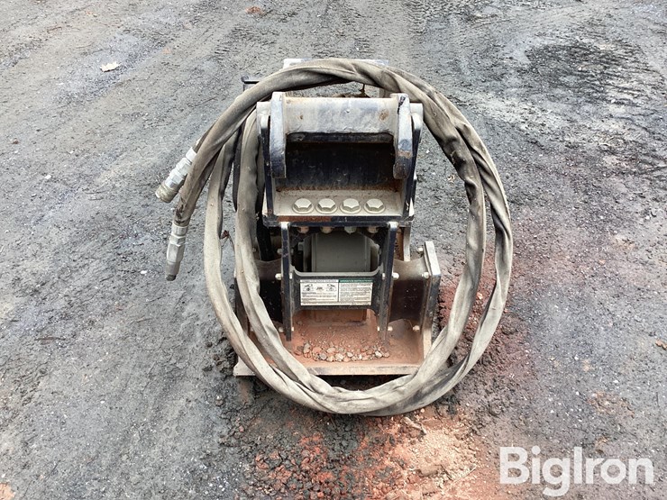 2012-bobcat-e35-image-4