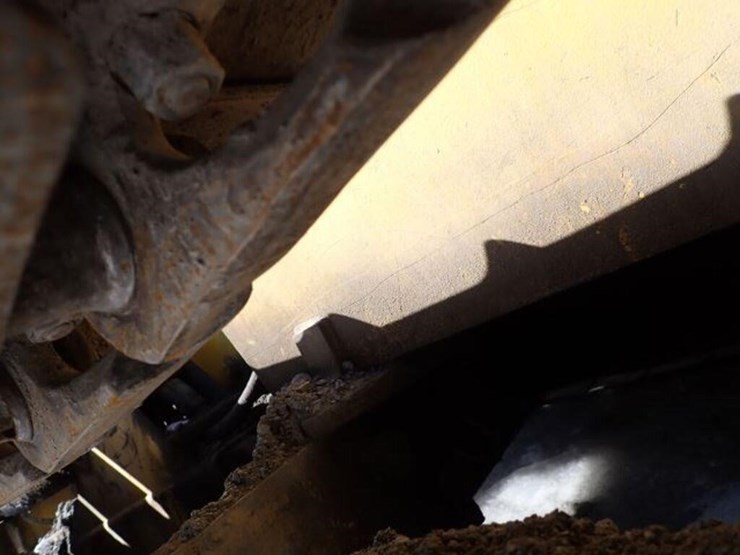 1998-komatsu-d21a-image-15